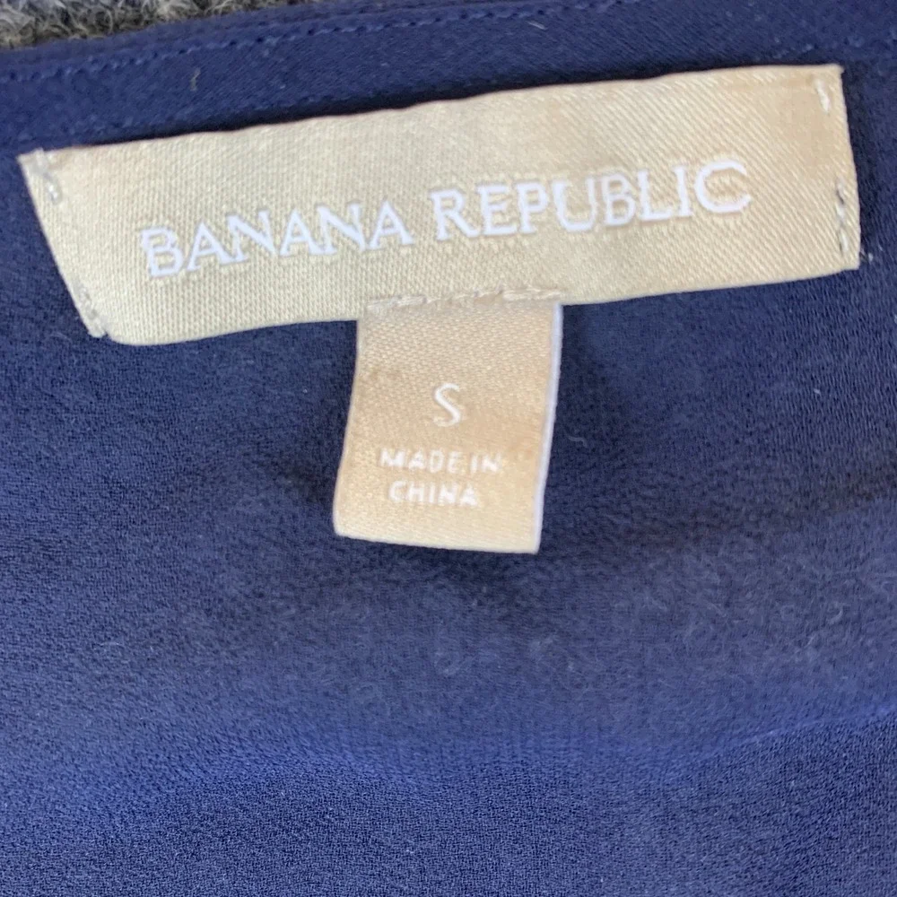 Banana Republic Sweater Mens Small Navy Blue Knit Round Neck Pullover Winter